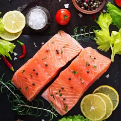 Філе сьомги, шматочки с/м на шкірі, 125г